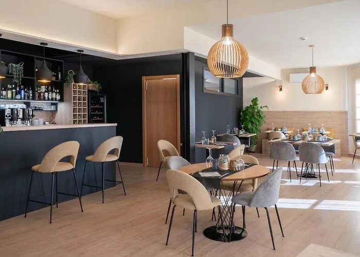 Cal Barber 4* Botarell